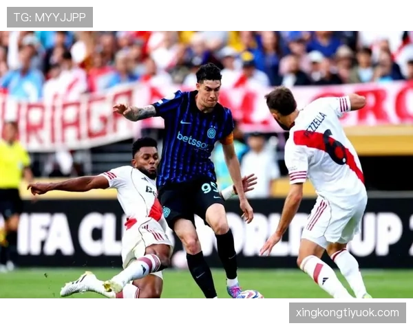 巴斯托尼：意大利后防主力竞争与轮换价值解析