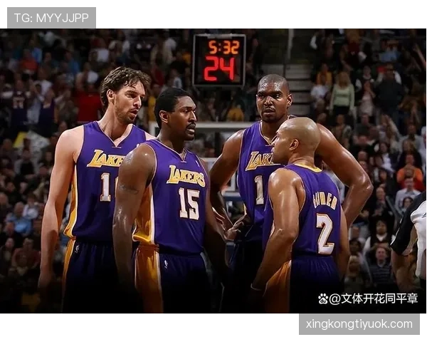 拉塞尔防守篮板对比张伯伦显著拉开球队内线控制差距